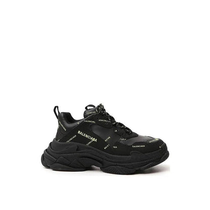 Balenciaga Black Calfskin Chunky Sneakers with logo detail and rubber sole, fabric inner, and lace-up closure for men, made in Italy.
