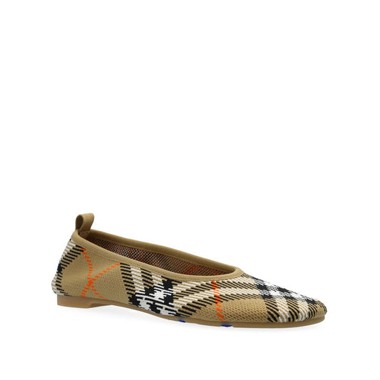 Burberry Checkered Knitted Ballerina Shoes with quilted insole, round toe, fabric composition, and rubber sole. Made in Italy for women.