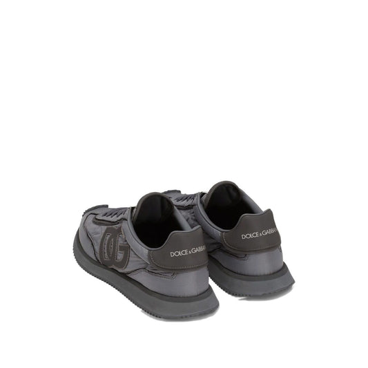 Dolce & Gabbana Sneakers Grey with embroidered logo, lace-up front, flat rubber sole, padded collar, rear view.