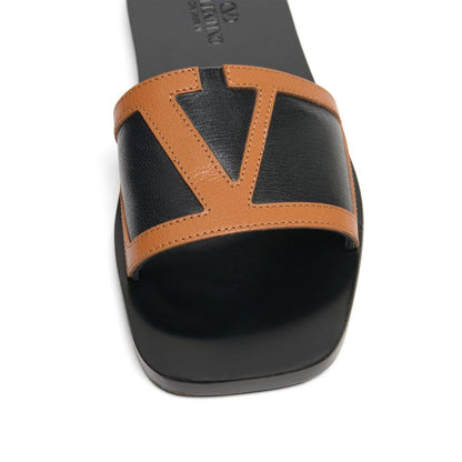 Valentino Garavani Viva Superstar Slide Sandal In Nappa Sandals